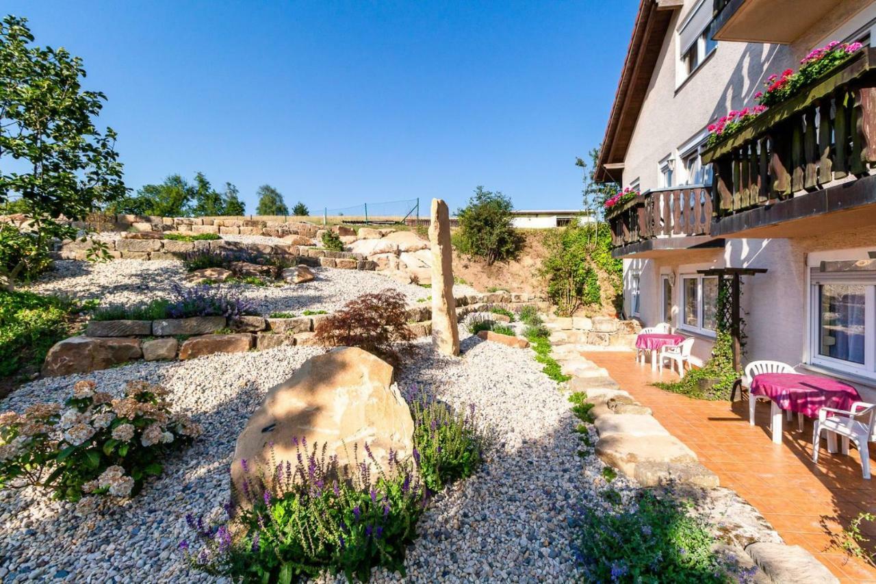 Hotel Zur Aussicht Hohnstein Exteriör bild
